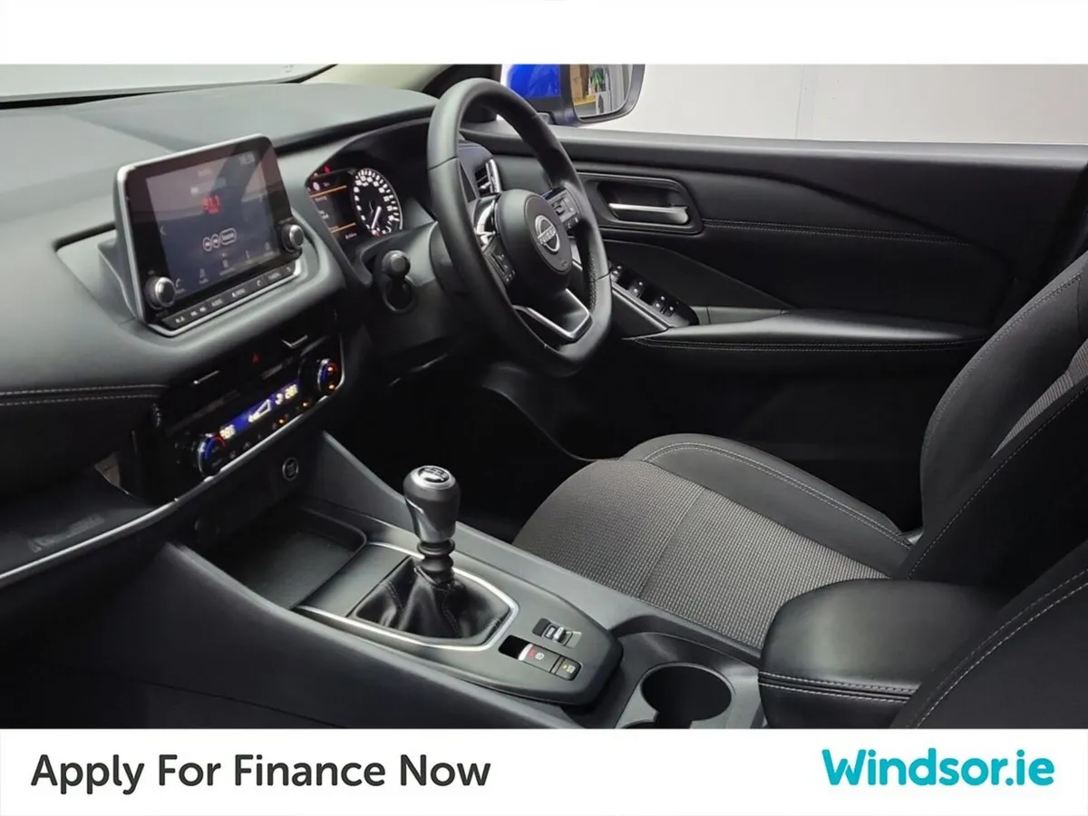 Nissan Qashqai 1.3 PET MILD HYBRID SV *4K Scrappag - Image 4