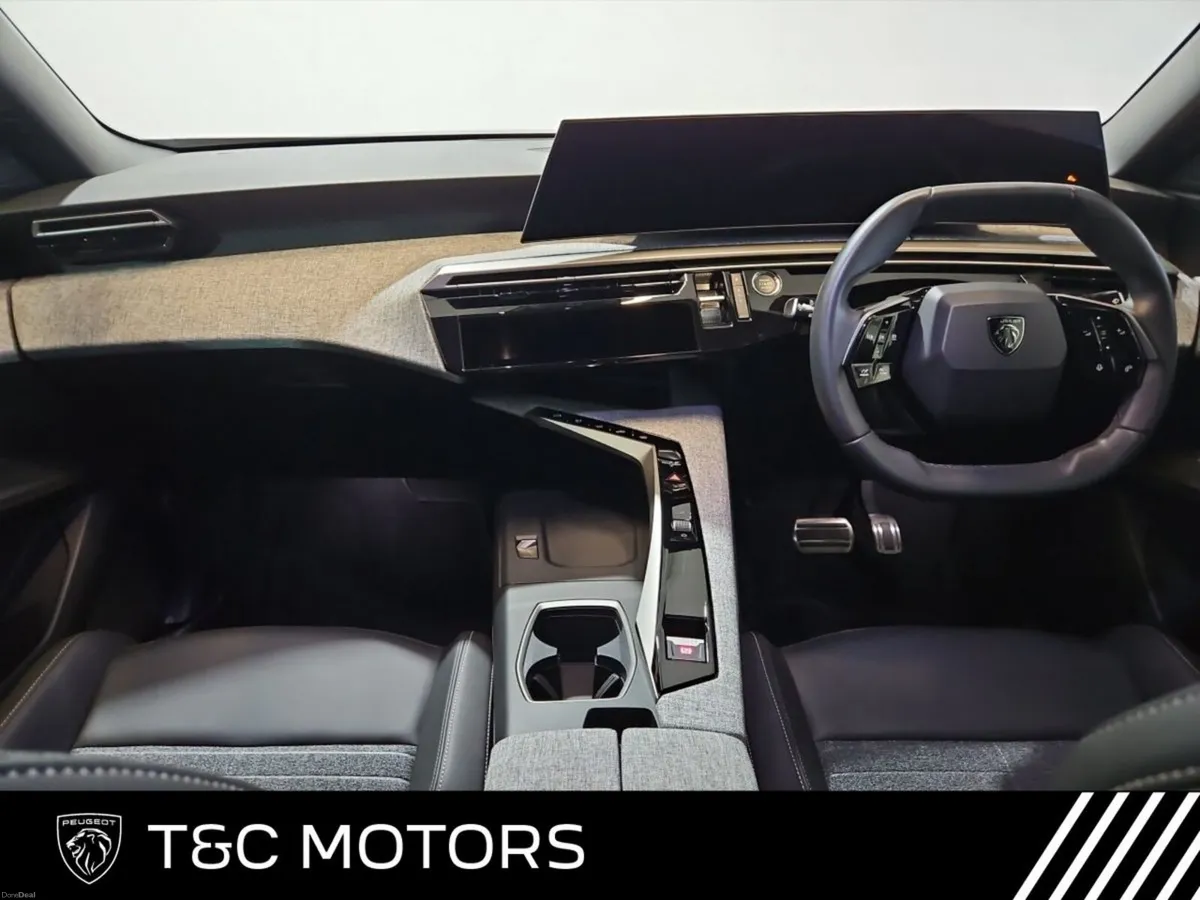 Peugeot 3008 *Low Mileage - 527km Range* Electric - Image 4