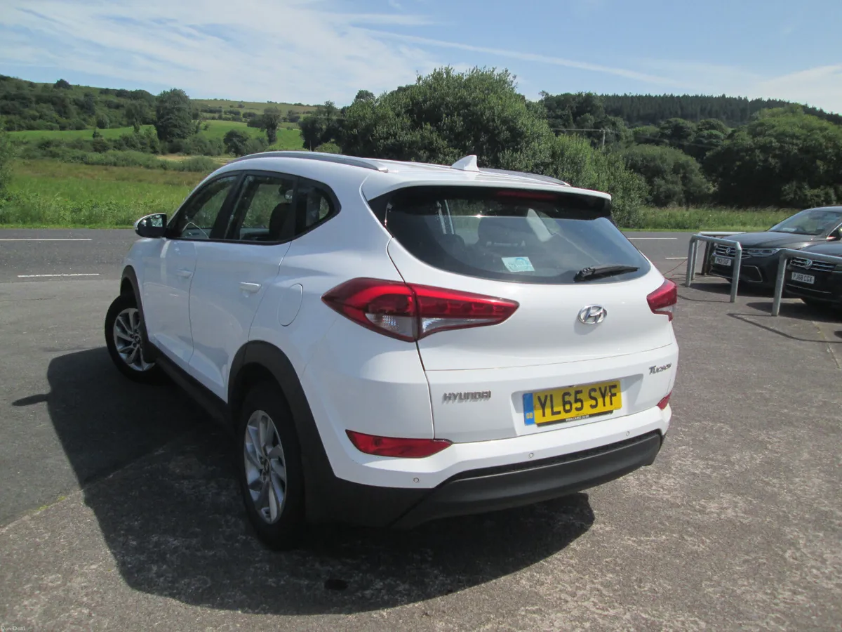 2016  HYUNDAI  TUCSON  1.7  CRDI  SE  NAV  5DR - Image 5