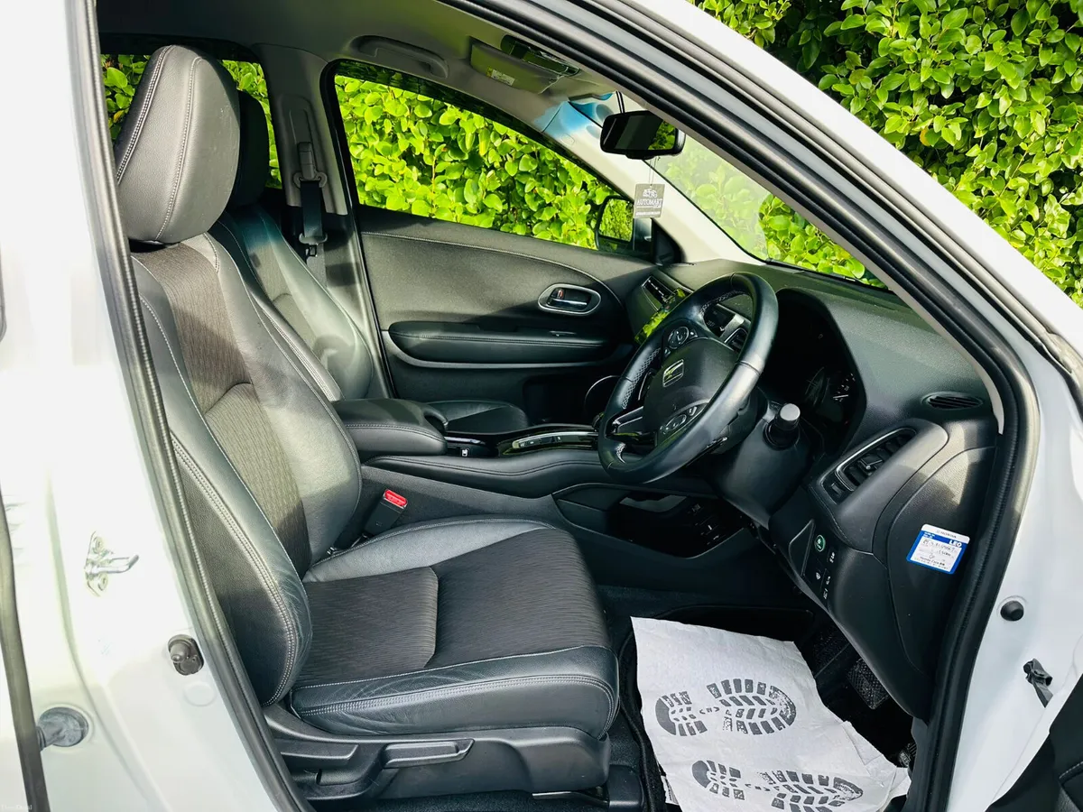 HONDA HRV/VEZEL HYRBID  2020 53K KM - Image 5