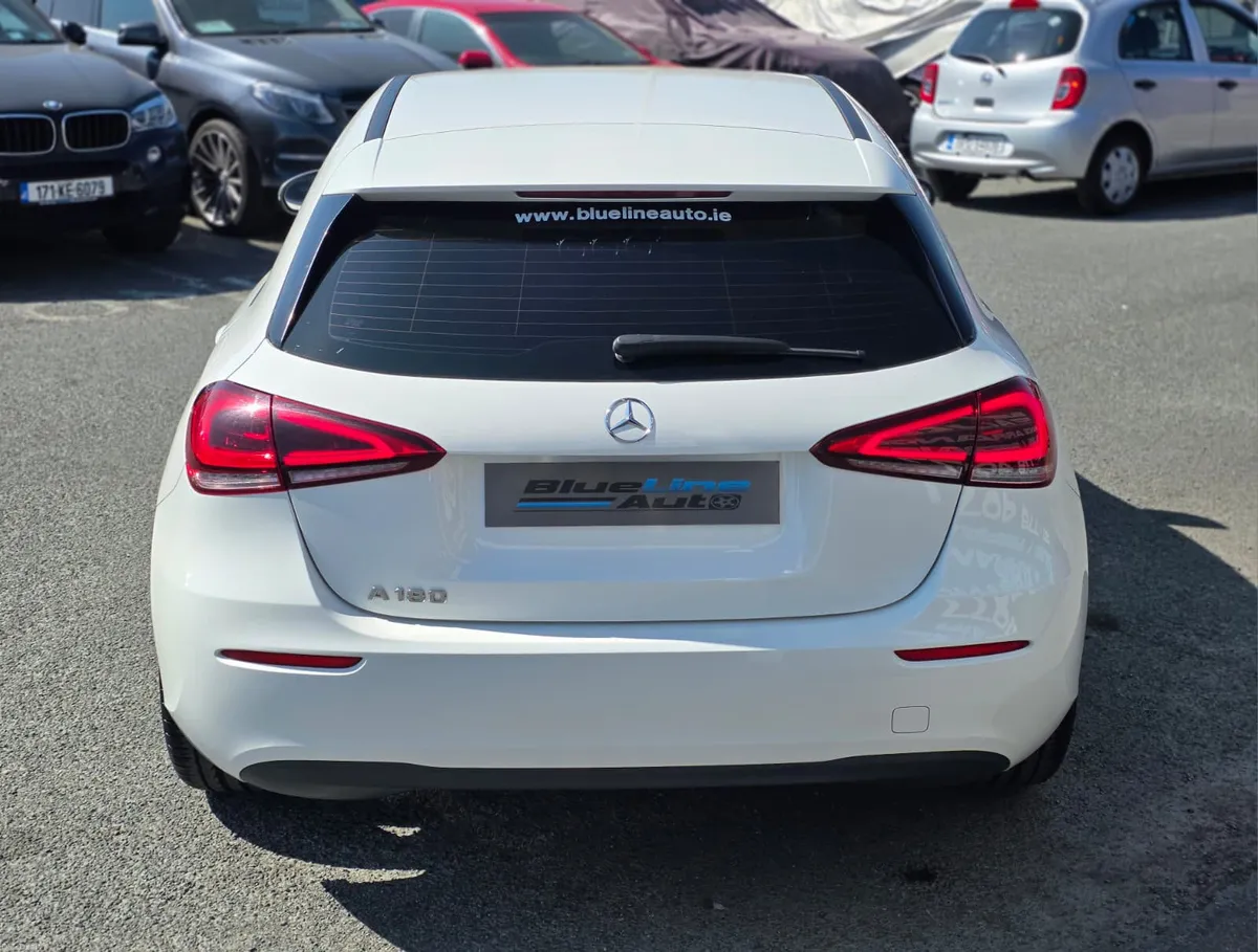 Mercedes Benz A180 1.3 Petrol Auto High Spec (211) - Image 4