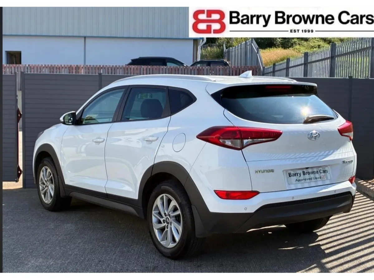 Hyundai Tucson EXECUTIVE 1.7 5DR - Image 4