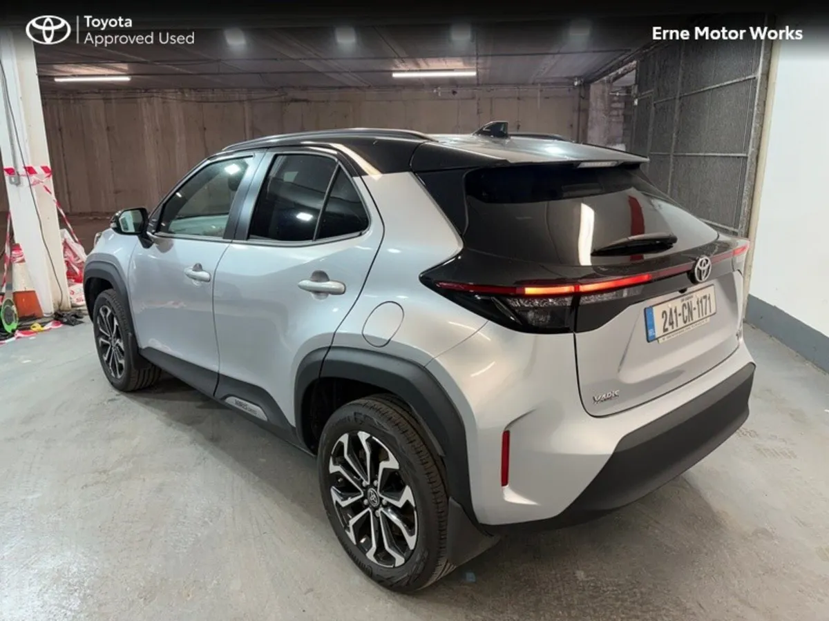 Toyota Yaris Cross YARIS CROSS LUNA SPORT BI - Image 3