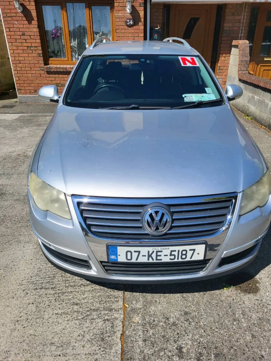 Volkswagen Passat Estate - Image 1