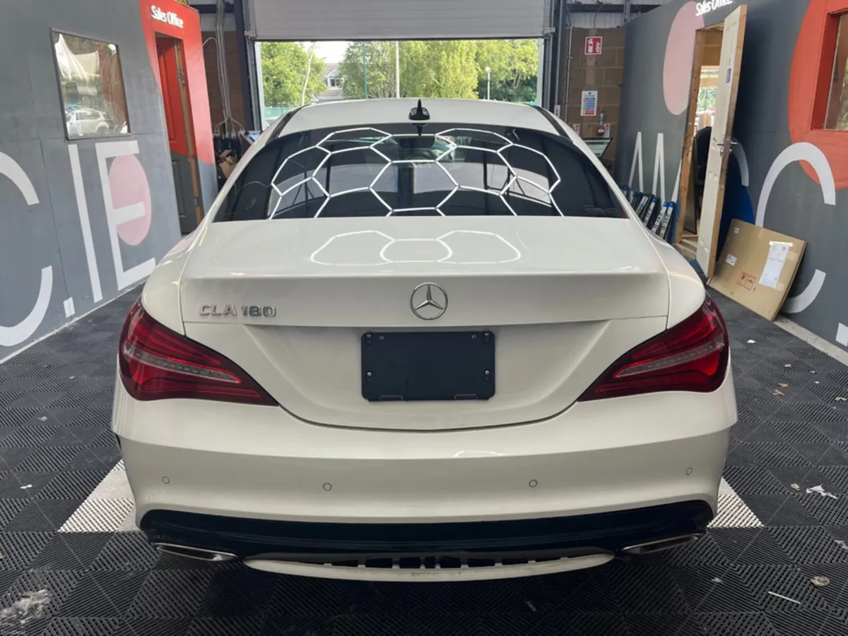 Mercedes-Benz CLA 2017 MERCEDES-BENZ CLA180 1.6 AU - Image 3