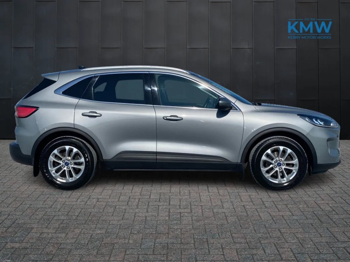 Ford Kuga Titanium 1.5 TDCI 120BHP - Image 5