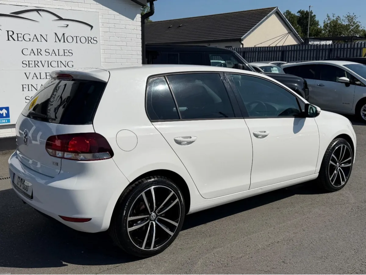Volkswagen Golf 1.2 AUTO HIGHLINE - Image 3
