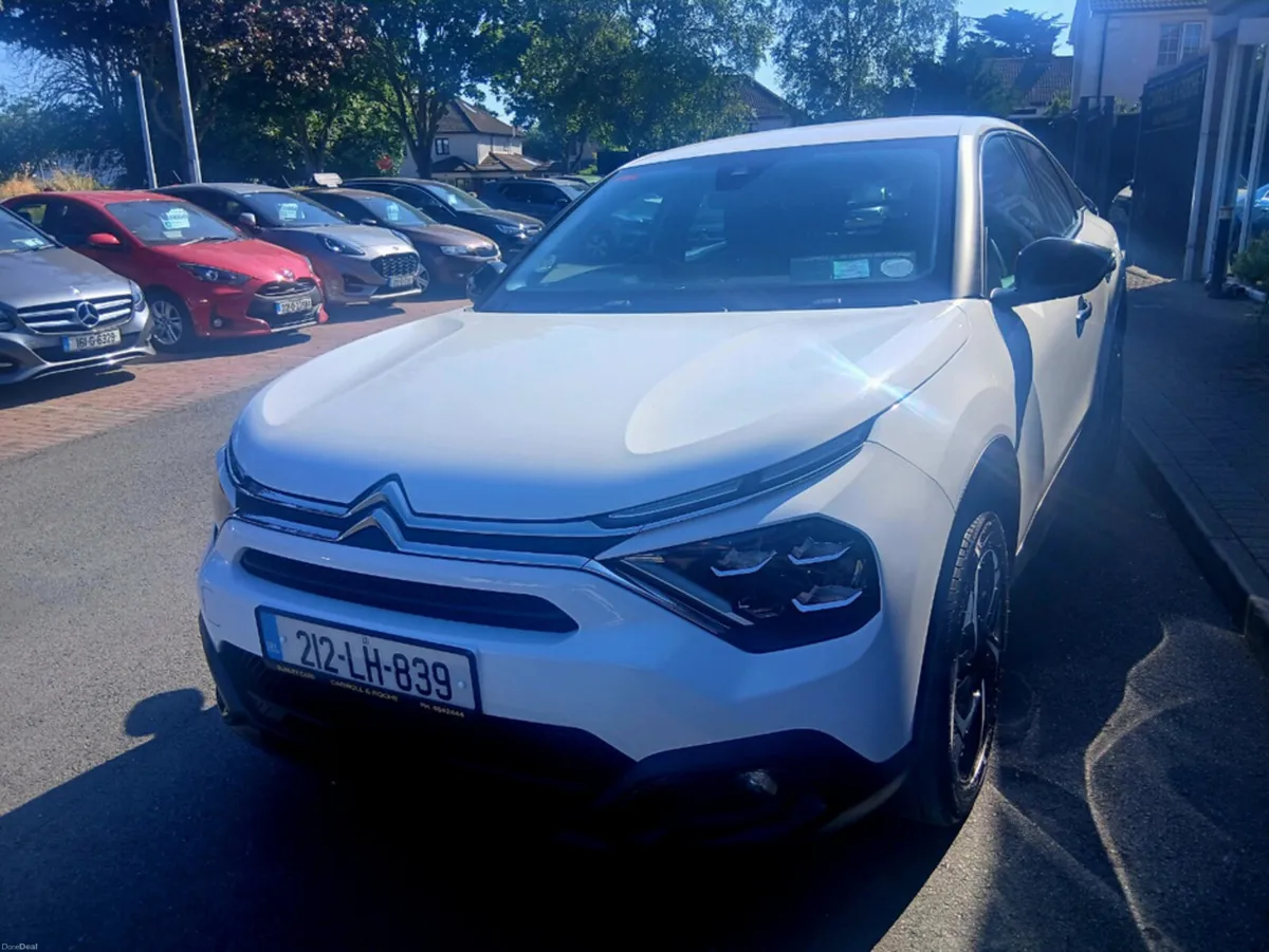 Citroen C4 Feel SUV Style 5-Door Coupe | Superb Va - Image 6