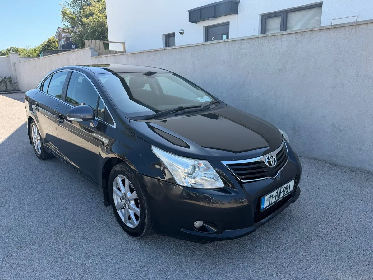 2011 TOYOTA AVENSIS NCT 10-26 TAX 10-26 - Image 1