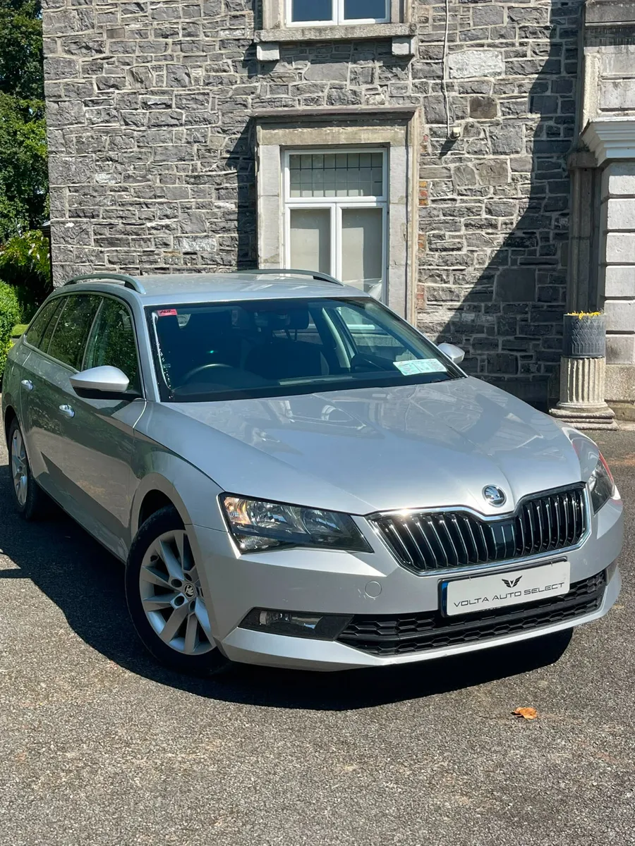 Skoda Superb 1.6 TDI 2017 - Image 1