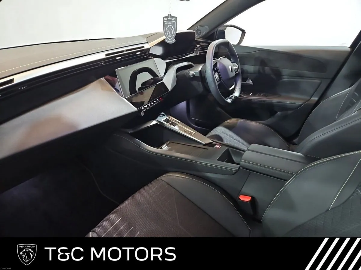 Peugeot 308 *Low Mileage* Hybrid GT Model - Revers - Image 4