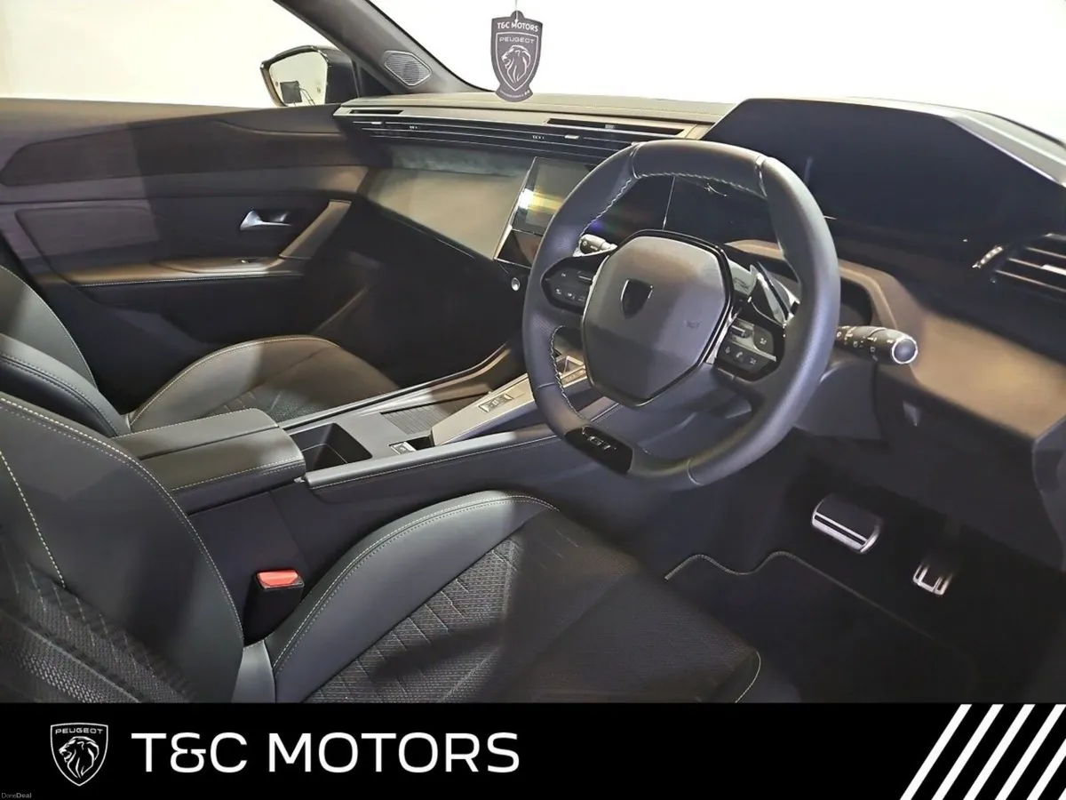 Peugeot 308 *Low Mileage* Hybrid GT Model - Revers - Image 6