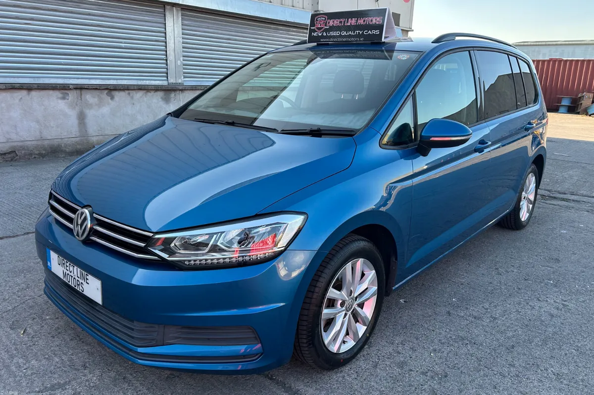 2016 Volkswagen Touran Automatic - Image 2