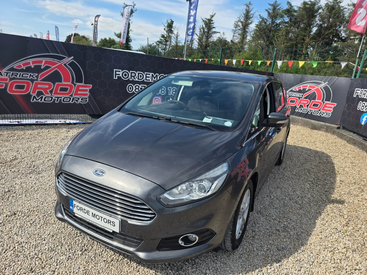 Ford S-Max 2017 Titanium - Image 2