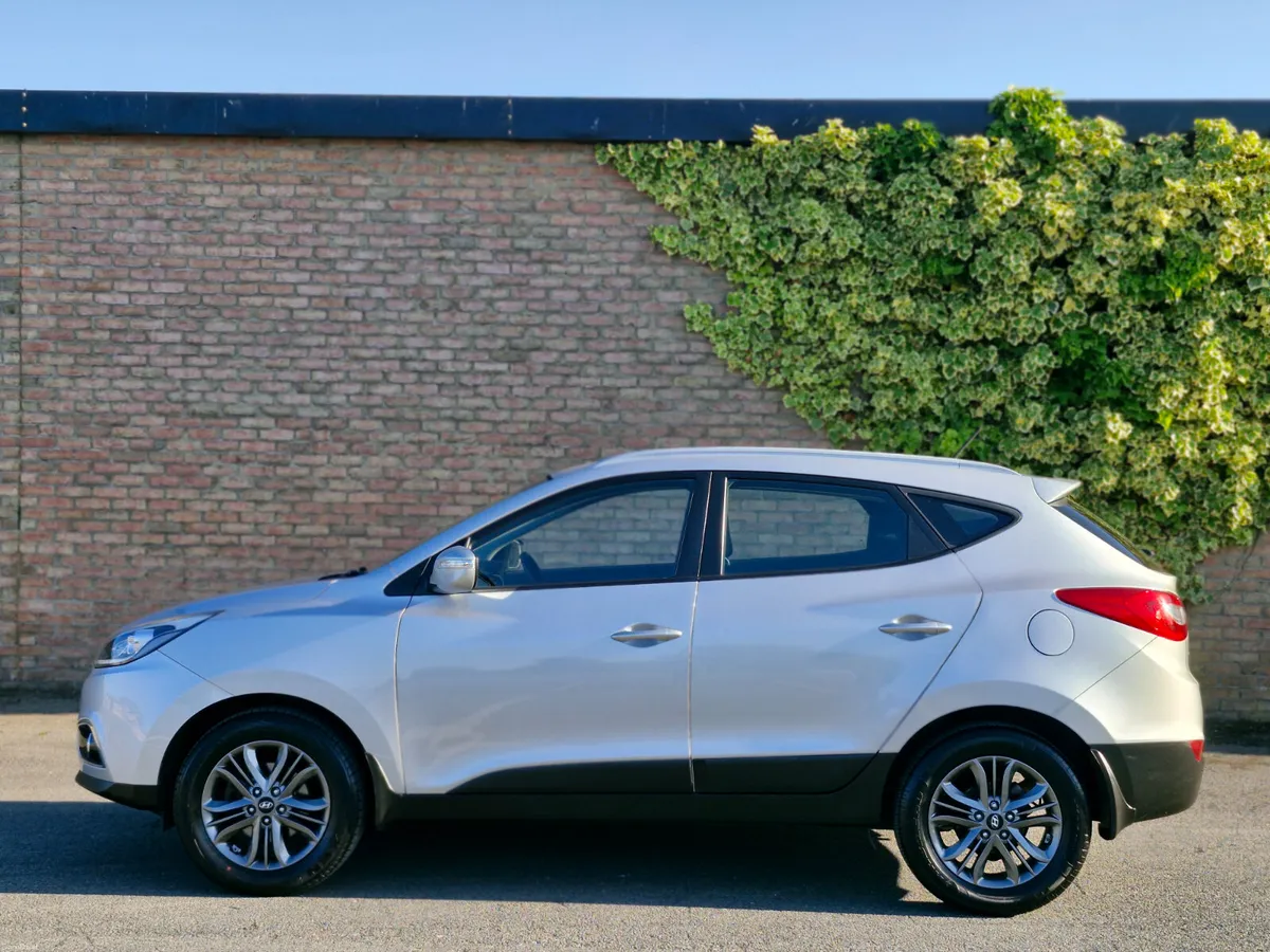 Hyundai ix35 1.7 EXECUTIVE - Image 3