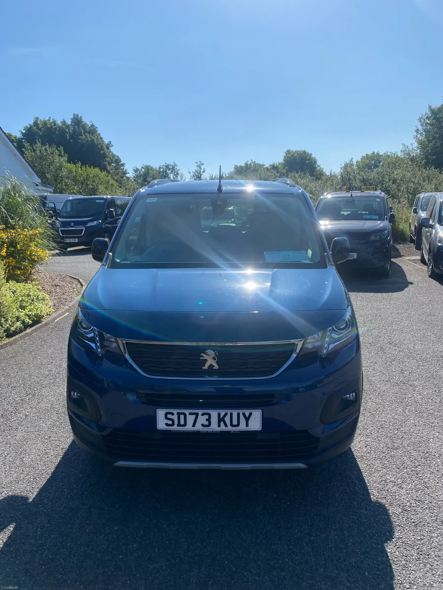 Wheelchair Accessible Peugeot Rifter 2023 - Image 1