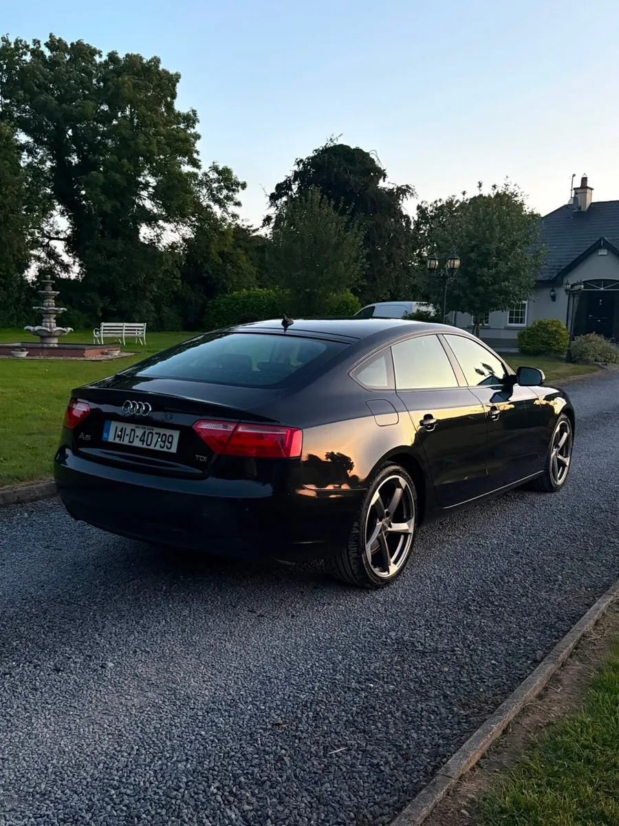 Audi A5 2014 Automatic - Image 2