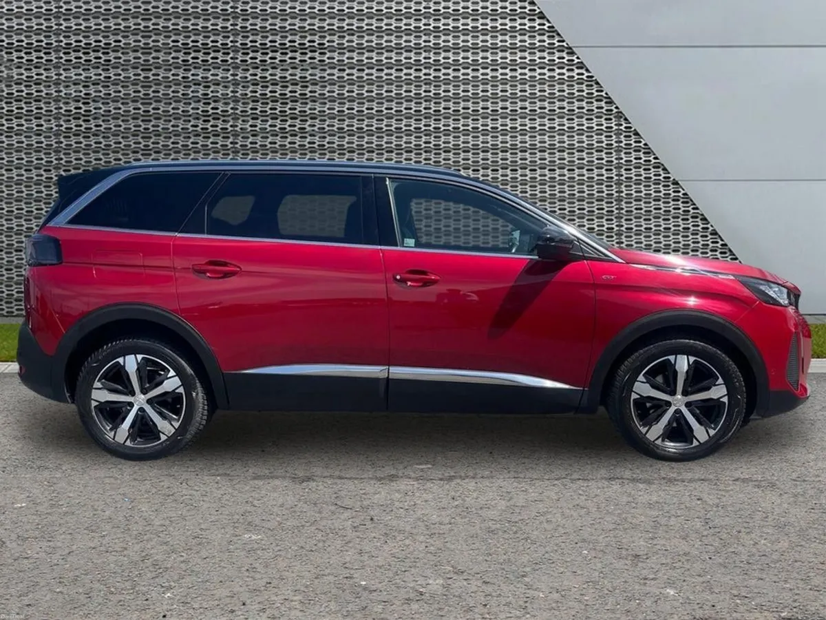 Peugeot 5008 1.2 PureTech 130bhp Auto GT - Image 6