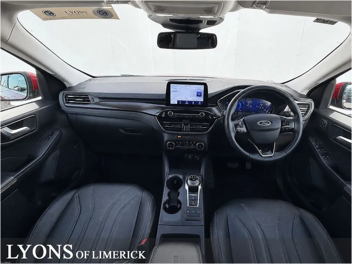 Ford Kuga 2.5 Duratec 225PS PHEV Vignale Auto - Image 4