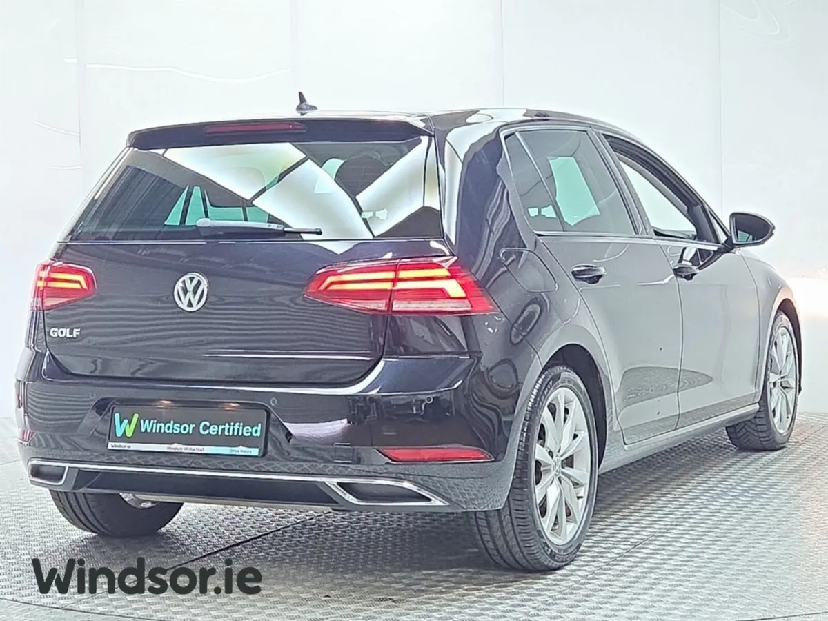 Volkswagen Golf 1.0 TSI 115HP Highline Manual - Image 2
