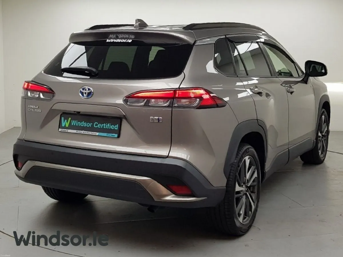 Toyota Corolla Cross Z Hybrid - Image 4