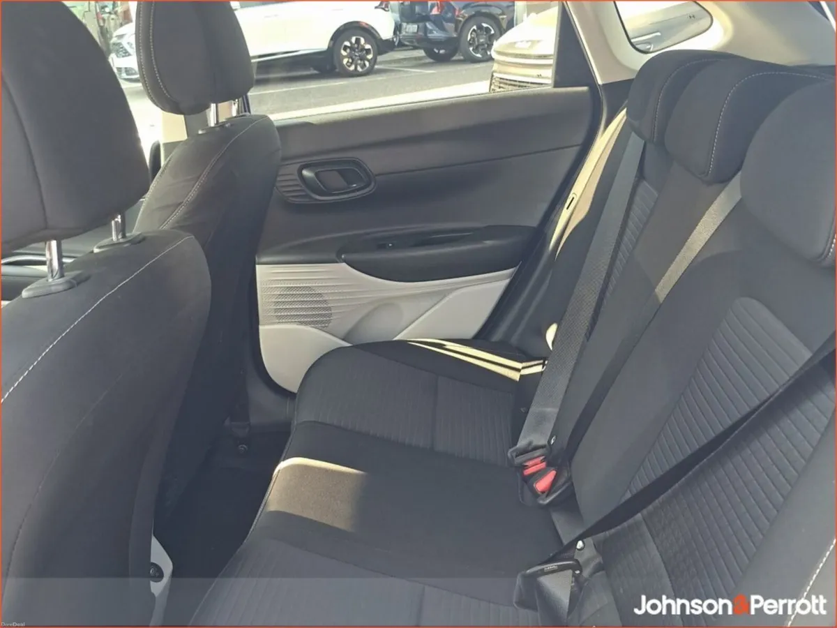 Hyundai i20 1.2 Deluxe Plus - Image 5