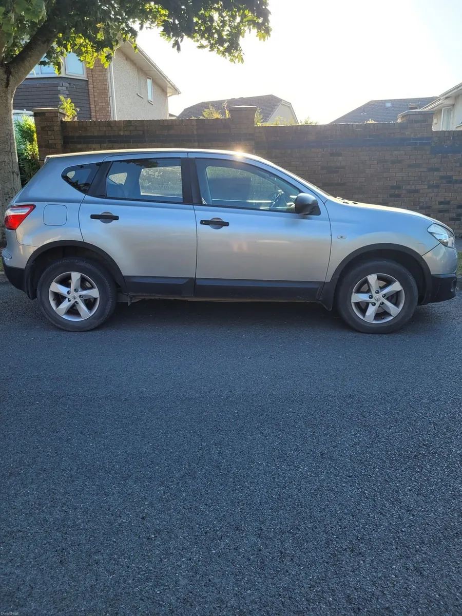 Nissan Qashqai 2011 - Image 1