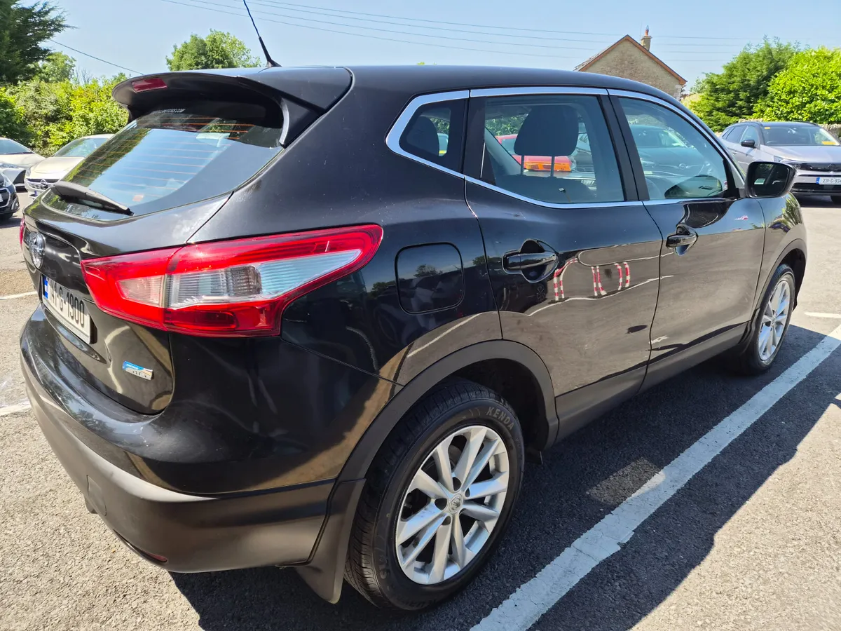 Nissan Qashqai 2014 1.5L Diesel Manual - Image 3