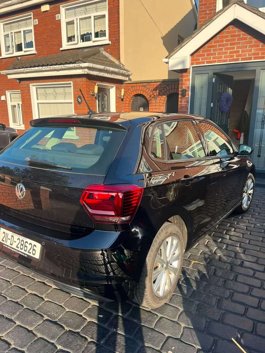Volkswagen Polo 2021 - Image 2
