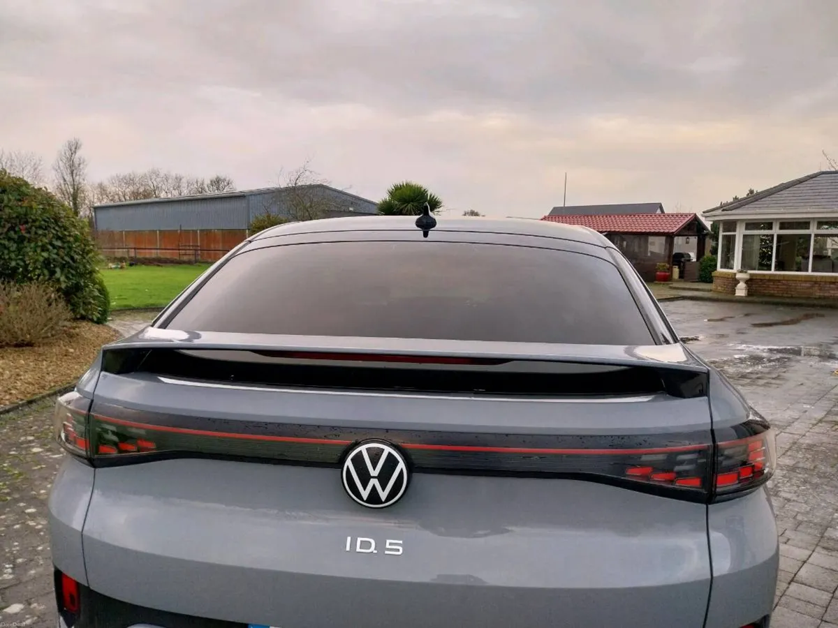 231 Volkswagen ID5 Pro Max - Image 3