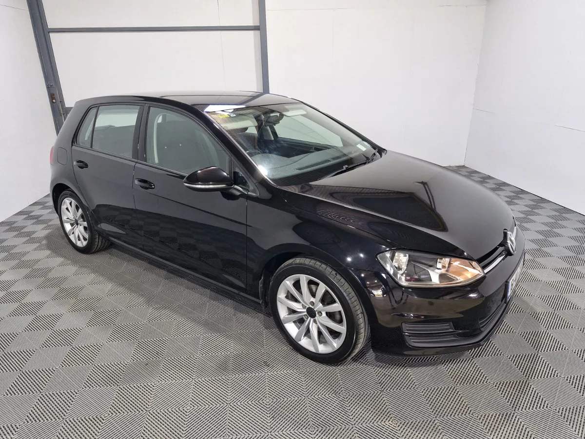 2016 Volkswagen Golf 1.4 TSi Auto 86,800 KM - Image 3