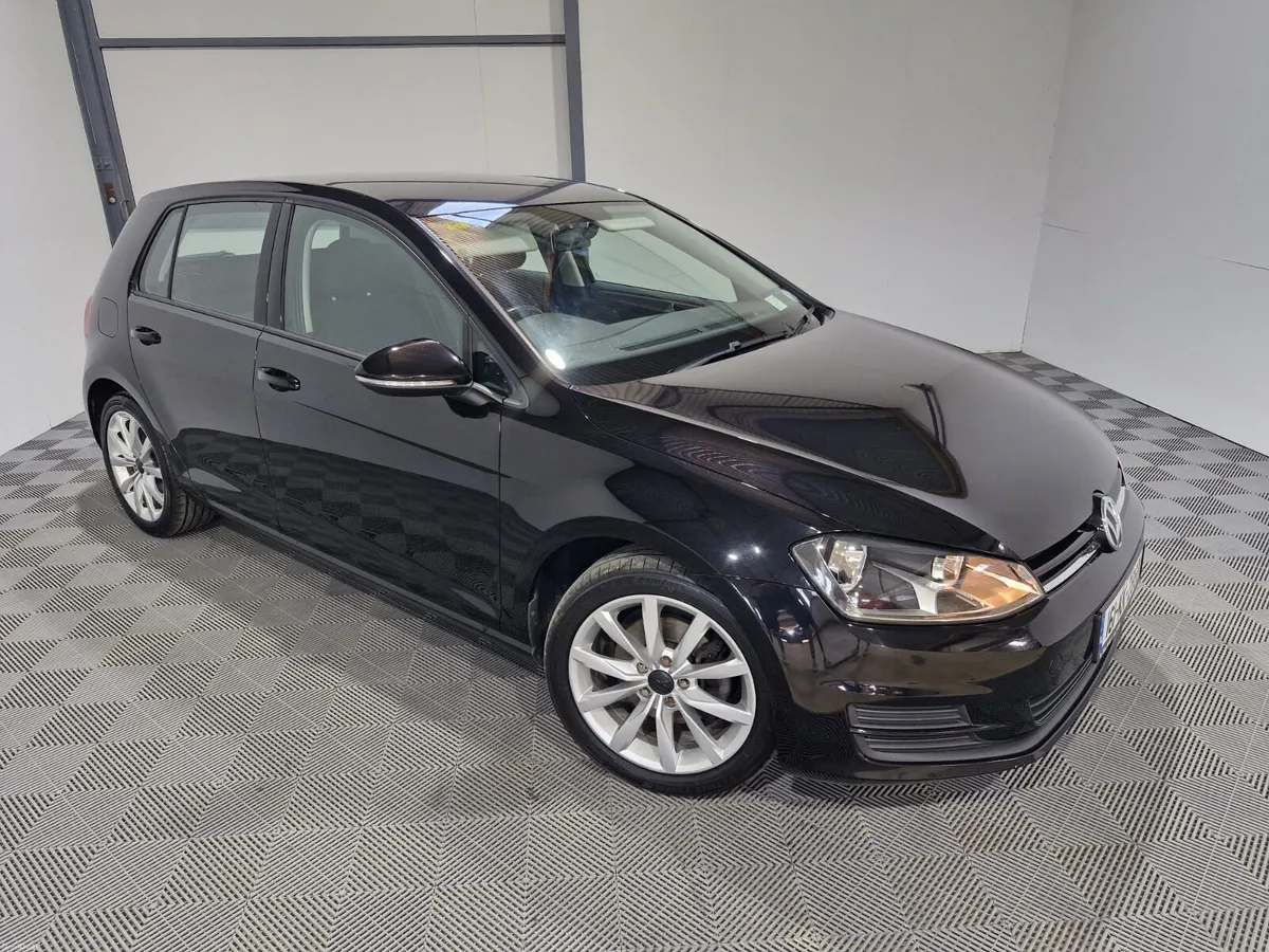 2016 Volkswagen Golf 1.4 TSi Auto 86,800 KM - Image 2