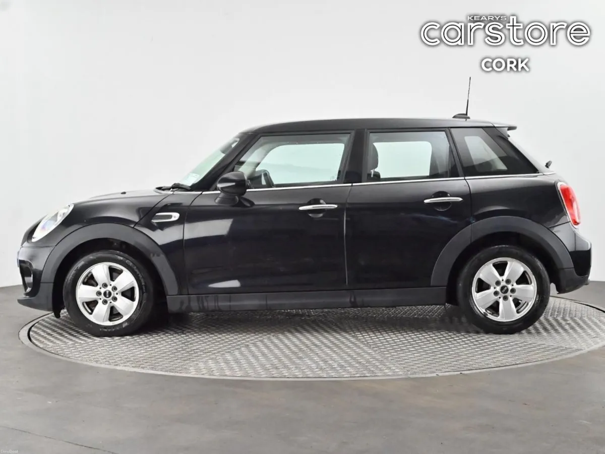Mini Cooper Cooper D Auto - Image 6