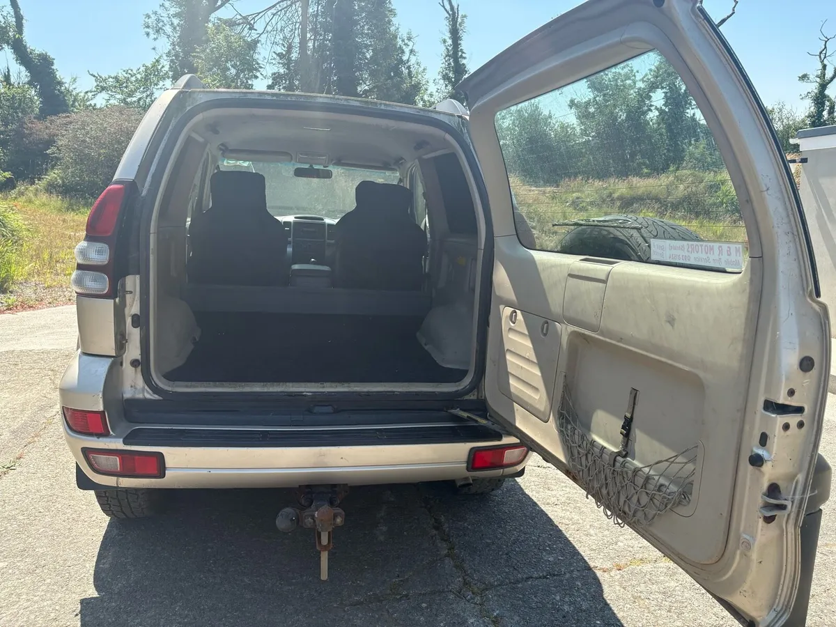 Toyota Land Cruiser - Image 6
