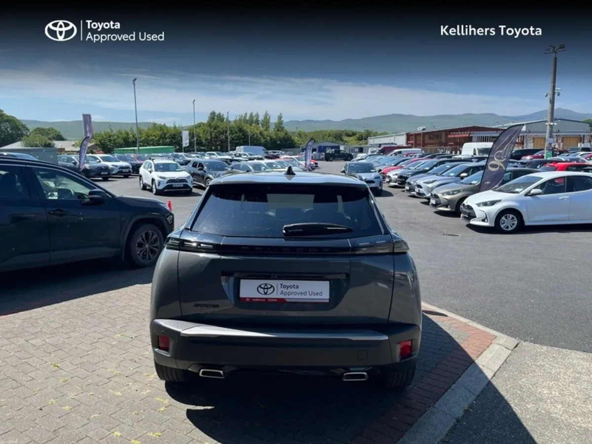 Peugeot 2008 ALLURE 1.2 PURETECH MY23 - Image 4