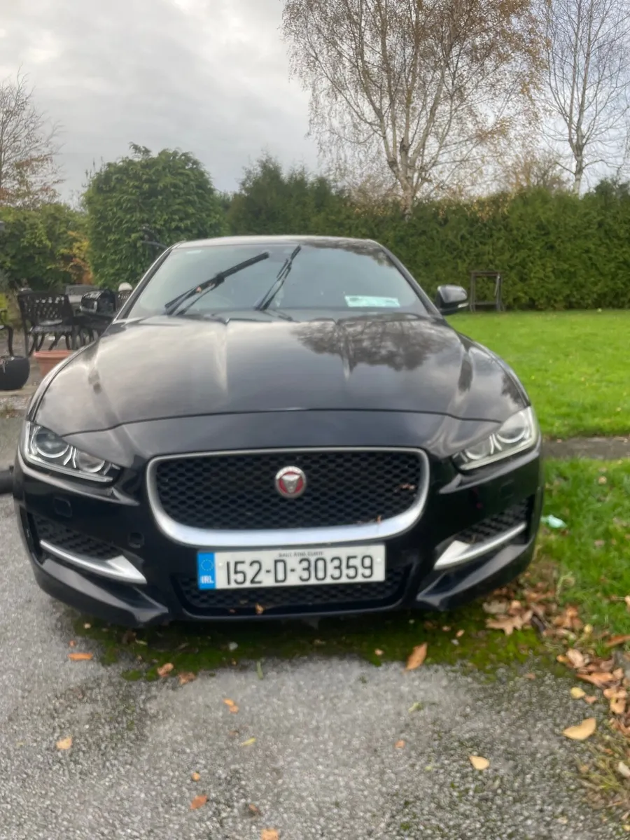 Jaguar XE 2015 - Image 2