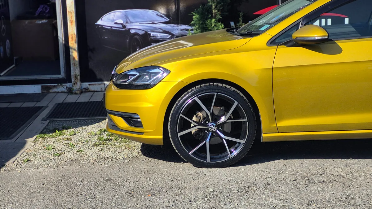Volkswagen Golf 1.2 TSI 5DR Automatic DSG 2018 - Image 3