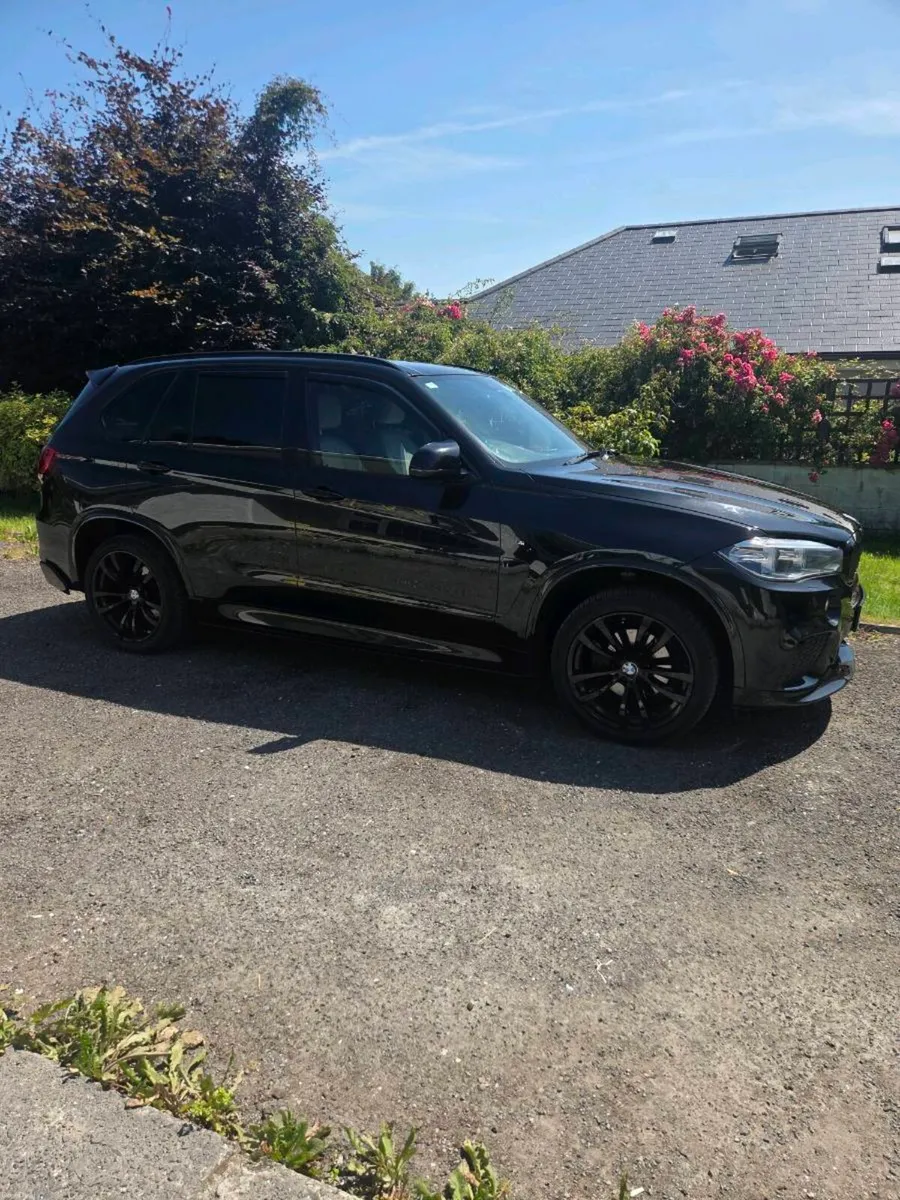 Bmw x5 - Image 1