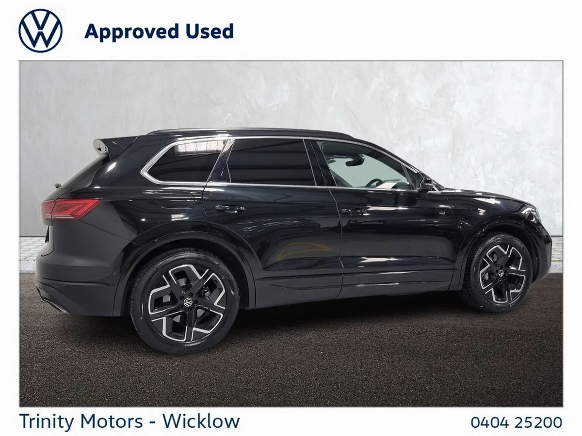 Volkswagen Touareg ** COMMERCIAL ** R-LINE ** 3.0T - Image 3