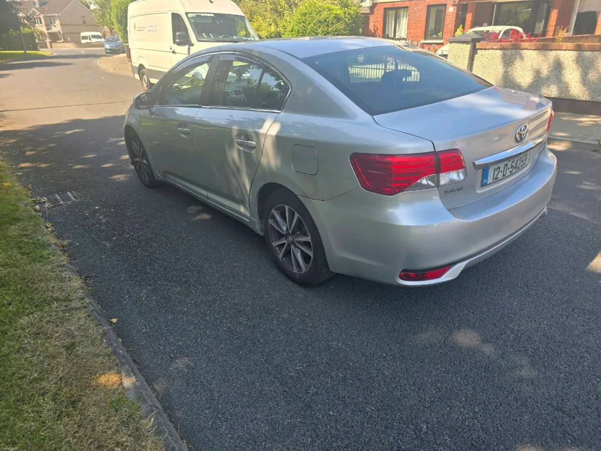 2012 Toyota Avensis - Image 3
