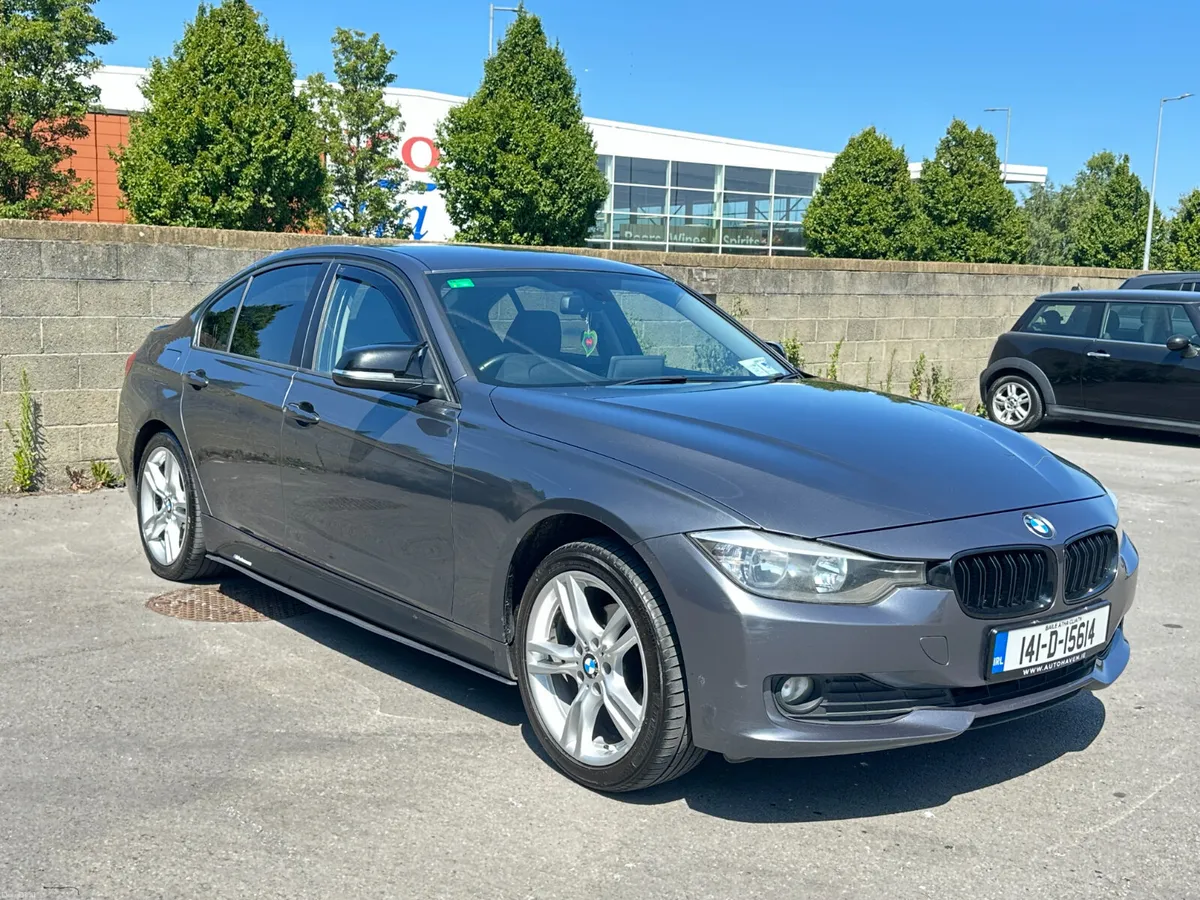 BMW 3-Series 2014,318D SE Z3AR+Nct11-03-27 - Image 4