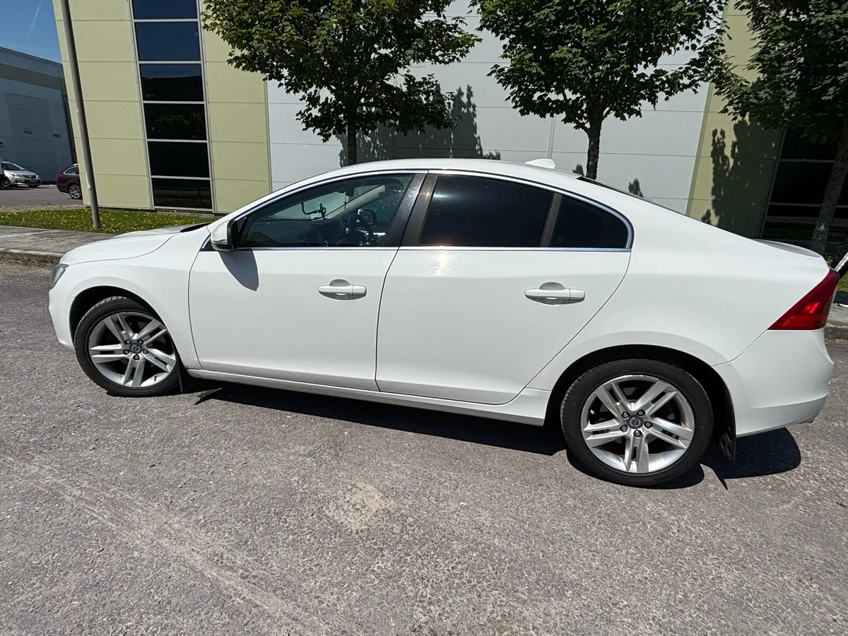 Car - Image 6