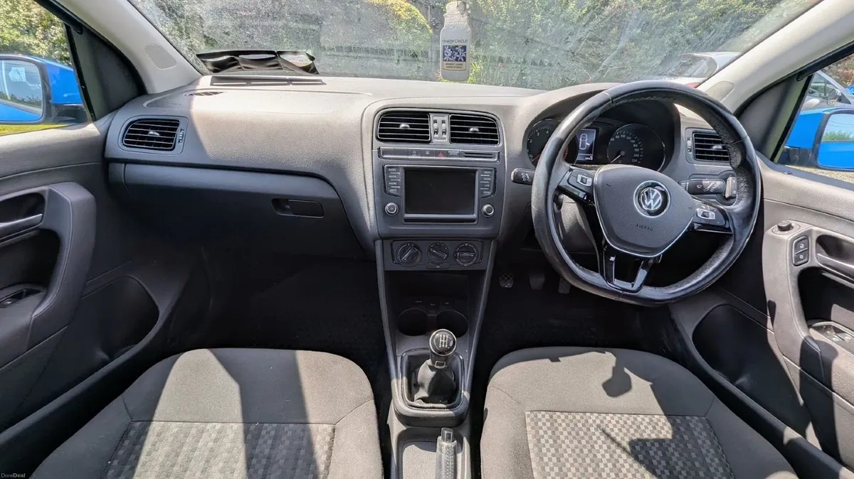 Volkswagen Polo 2017 - Image 4