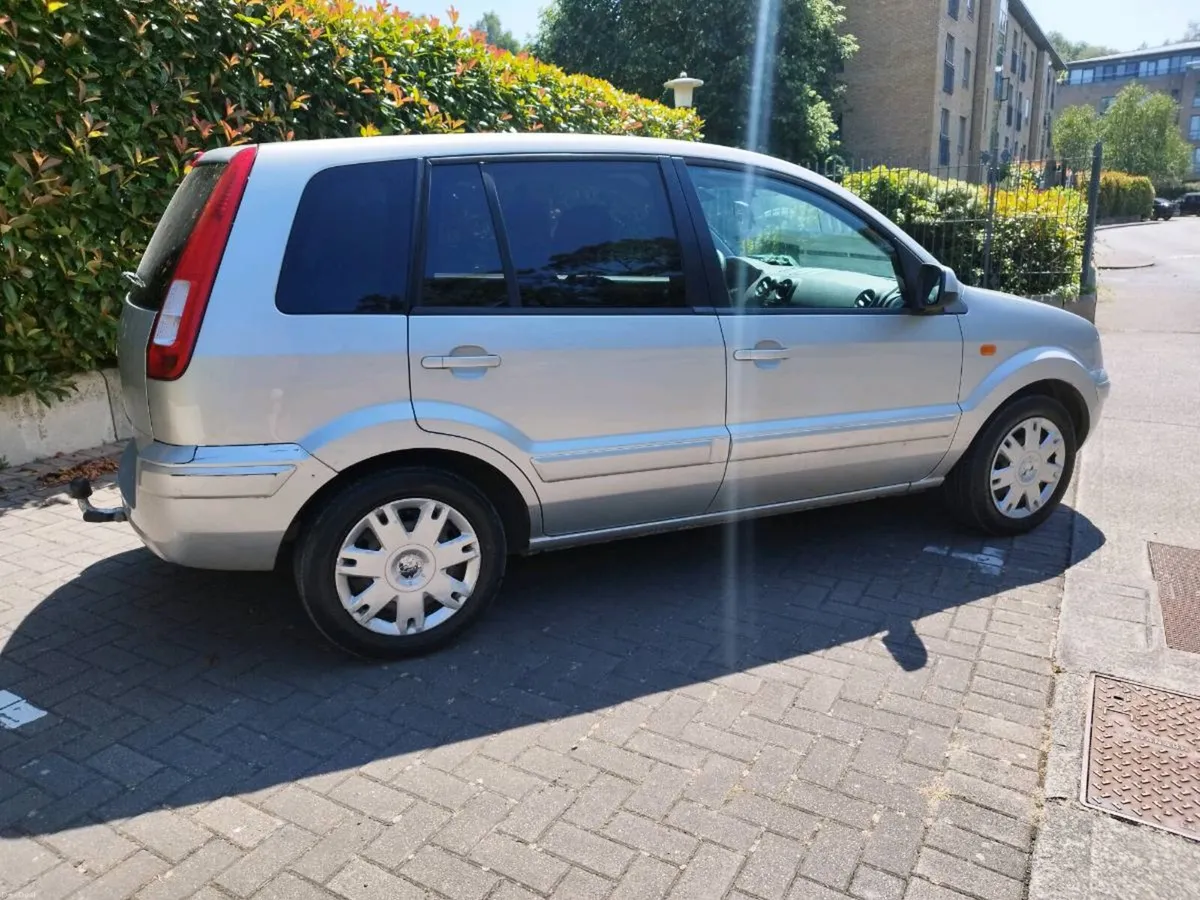 10 Ford Fusion Left Hand Drive NCT till 02/27 - Image 2