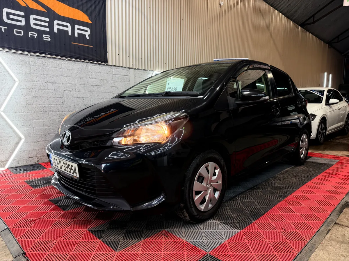 152 Toyota Yaris/ Vitz 1.3 Petrol Automatic - Image 3