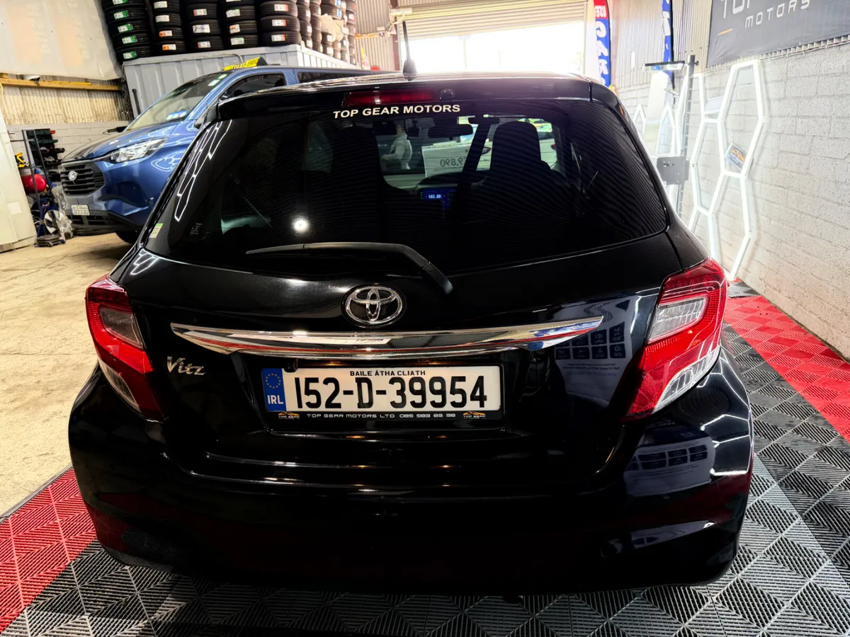 152 Toyota Yaris/ Vitz 1.3 Petrol Automatic - Image 6