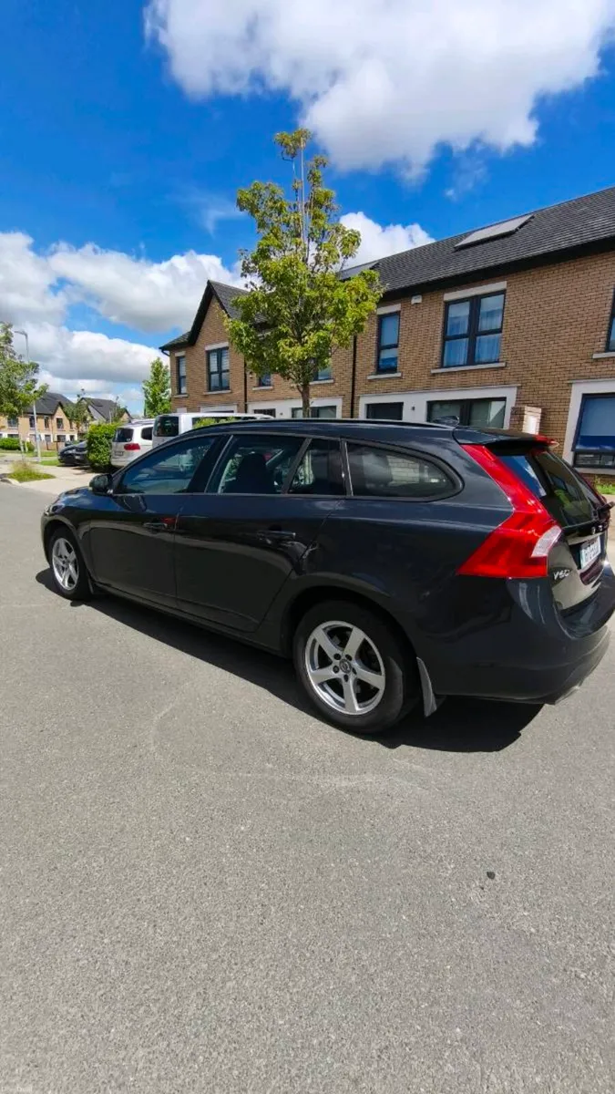 Volvo 2 TDI D4 2016 - Image 6