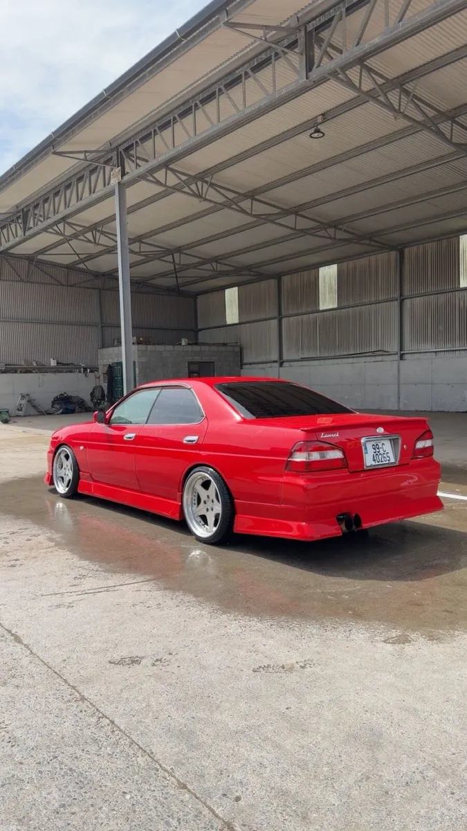 Nissan laural - Image 4