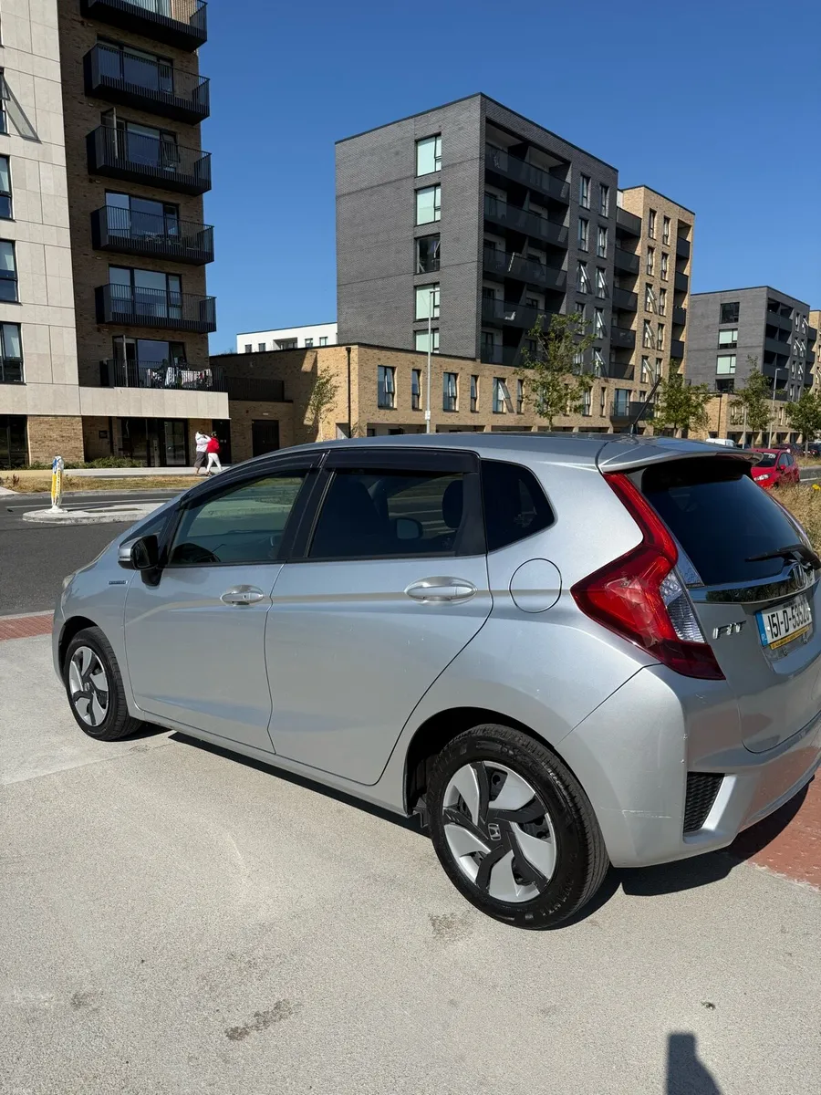 Honda Fit 1.5 HYBRID Auto Nct 11/26 - Image 4