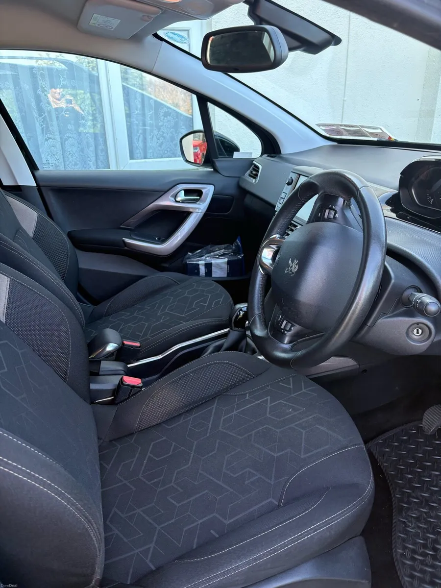 2016 Peugeot 2008 - Image 2